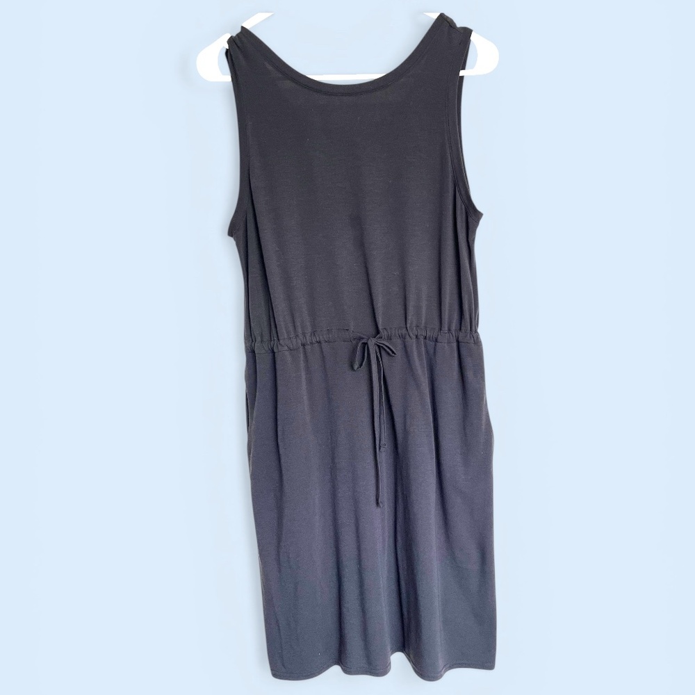 Columbia Black Sleeveless Drawstring Waist Poly/Rayon Shift Dress Size M